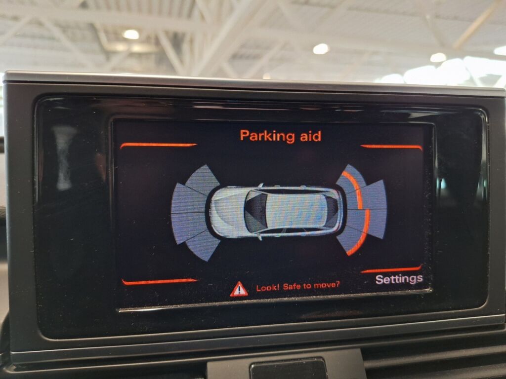 Audi A6 2012 Valkoinen