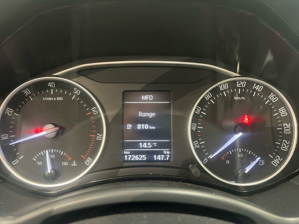 Skoda Octavia 2012 Hopea