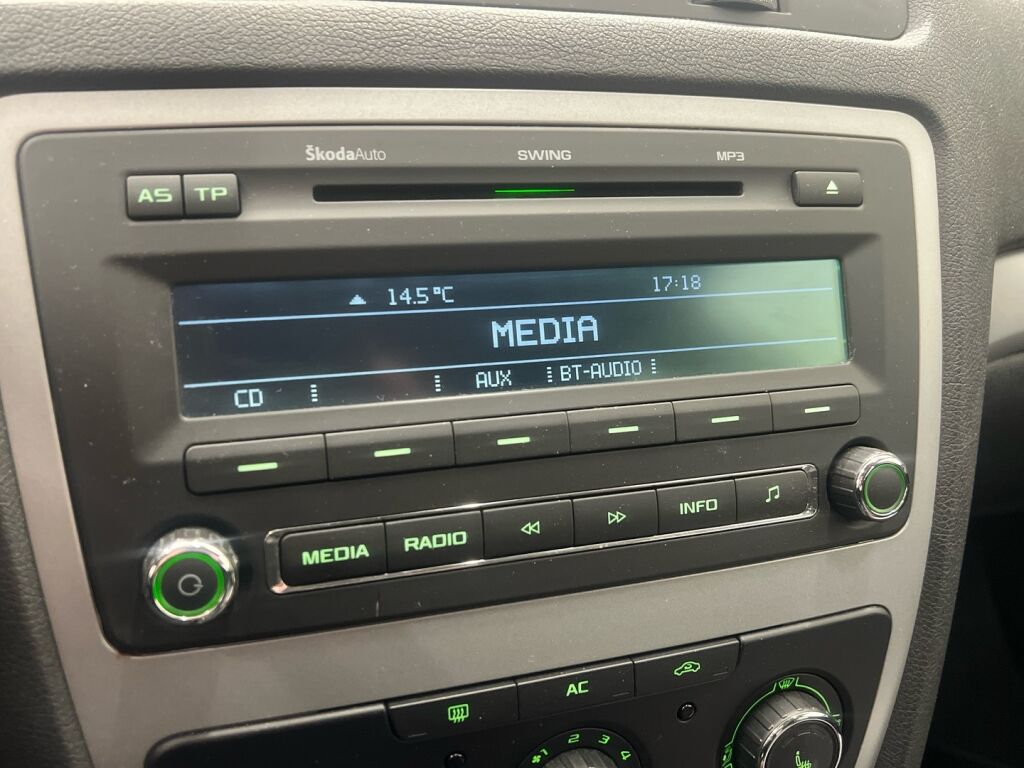 Skoda Octavia 2012 Hopea