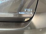 Volkswagen Touran 2011 Ruskea (beige)