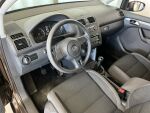 Volkswagen Touran 2011 Ruskea (beige)