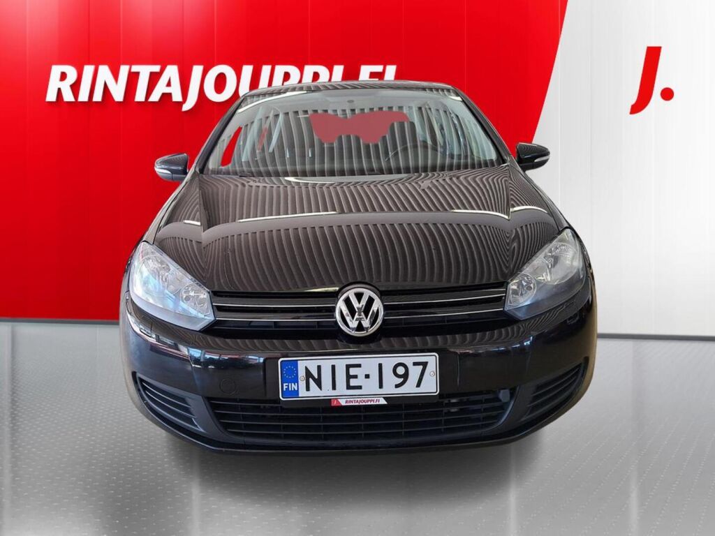 Volkswagen Golf 2010 Musta