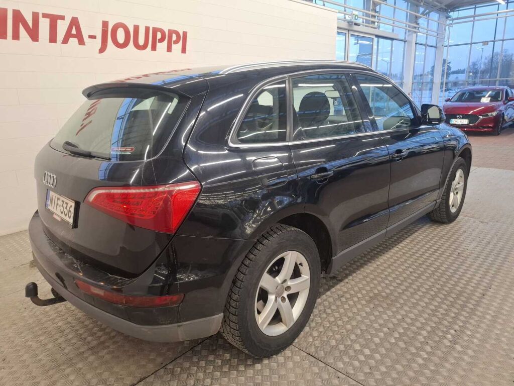 Audi Q5 2010 Musta