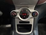 Ford Fiesta 2010 Punainen