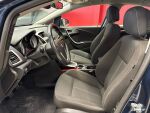 Opel Astra 2011 Sininen