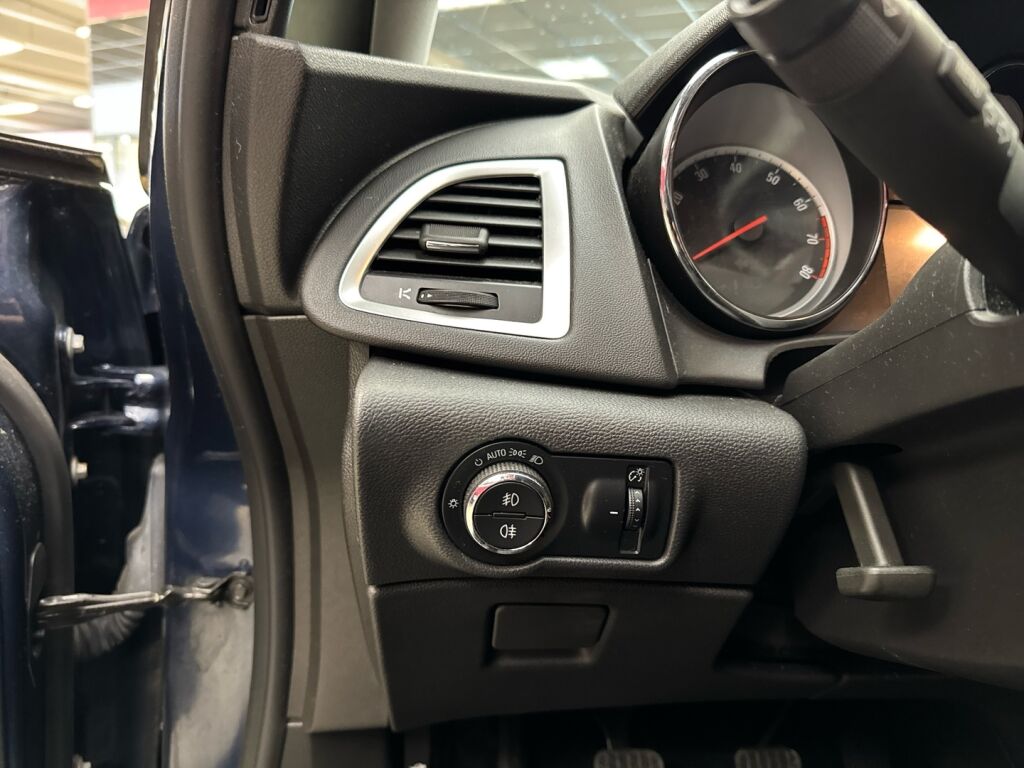 Opel Astra 2011 Sininen