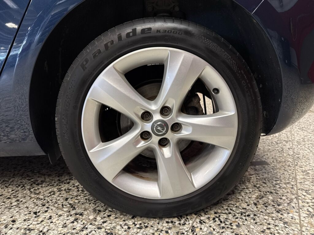 Opel Astra 2011 Sininen