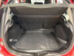 Ford Fusion 2011 Punainen