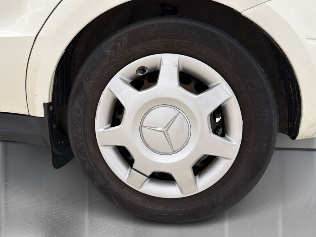Mercedes-Benz A 2010 Valkoinen