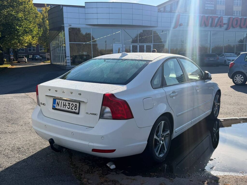 Volvo S40 2012 Valkoinen