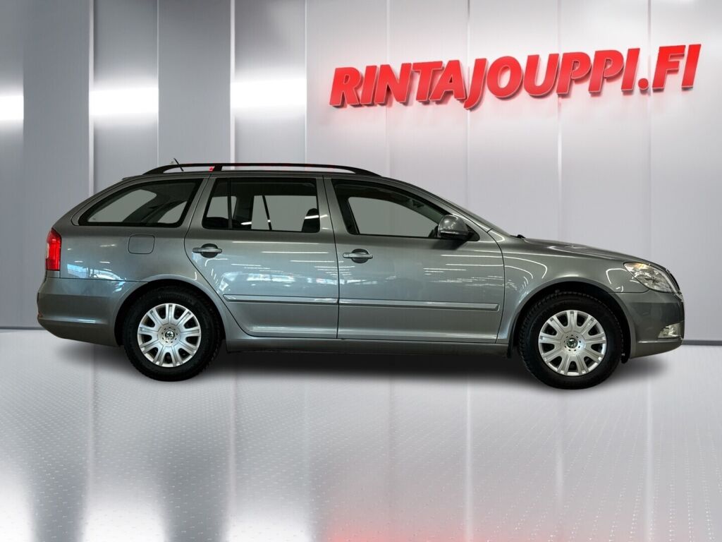 Skoda Octavia 2012 Hopea