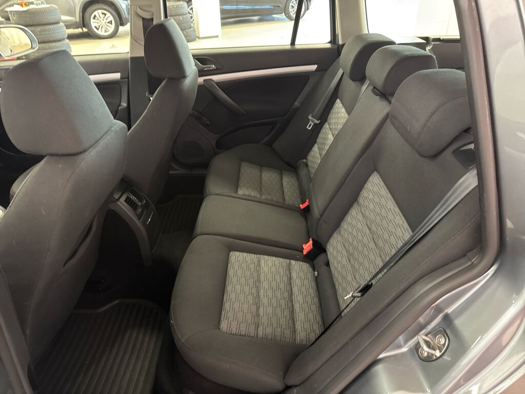 Skoda Octavia 2012 Hopea