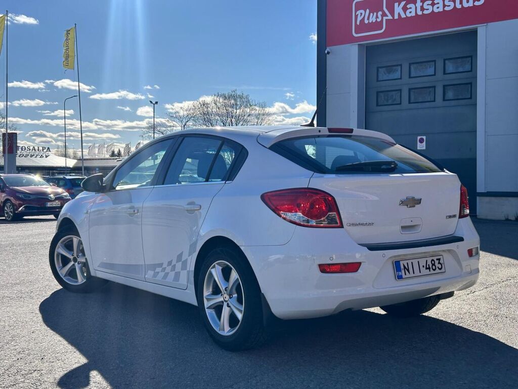Chevrolet Cruze 2012 Valkoinen