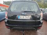 Subaru Forester 2011 Musta