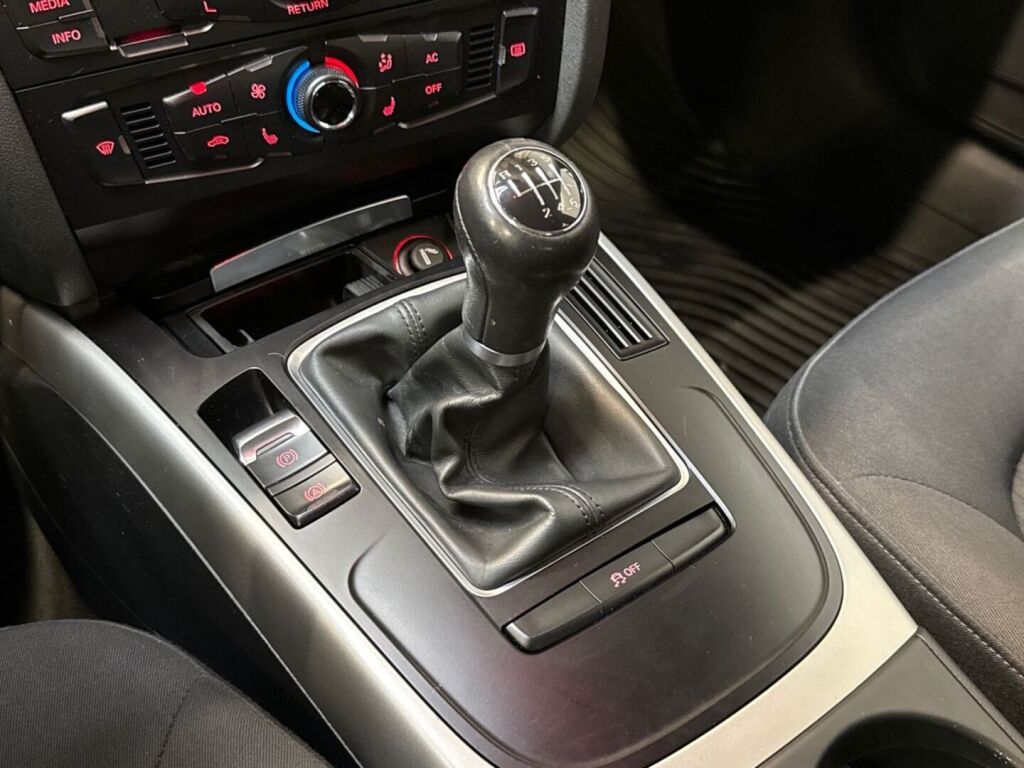 Audi A4 2012 Hopea