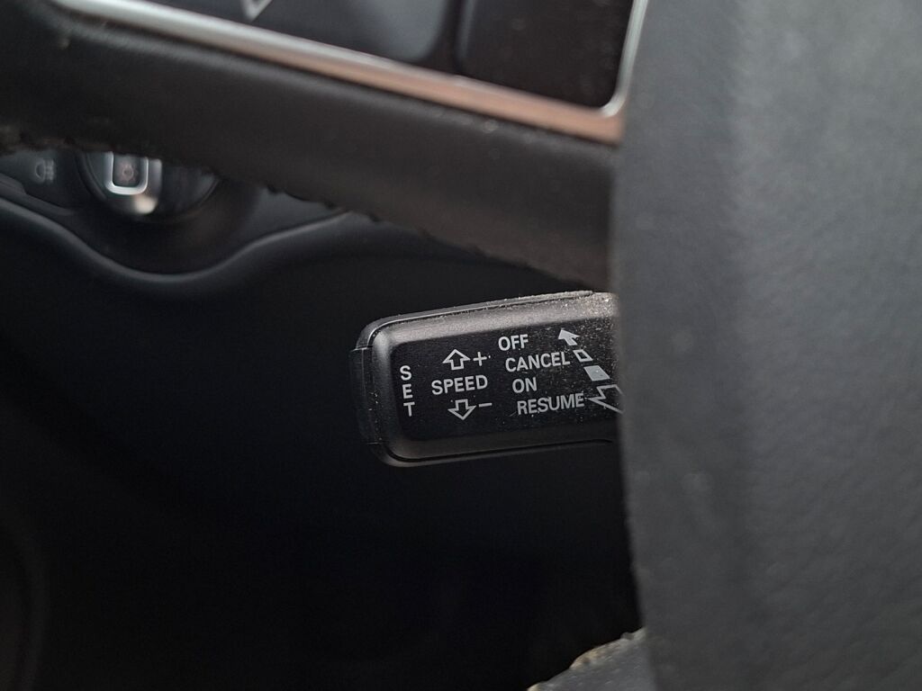 Audi A4 2012 Hopea