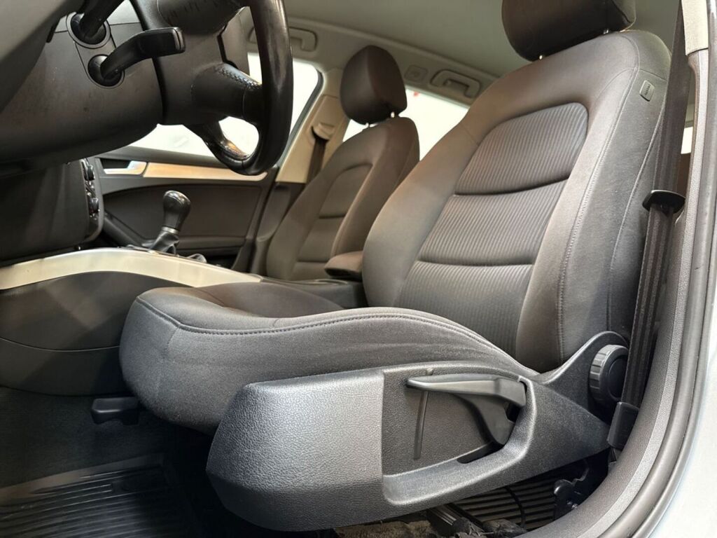 Audi A4 2012 Hopea
