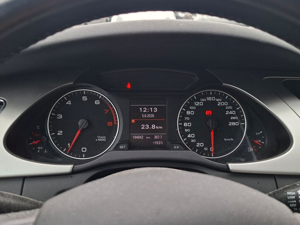 Audi A4 2012 Hopea