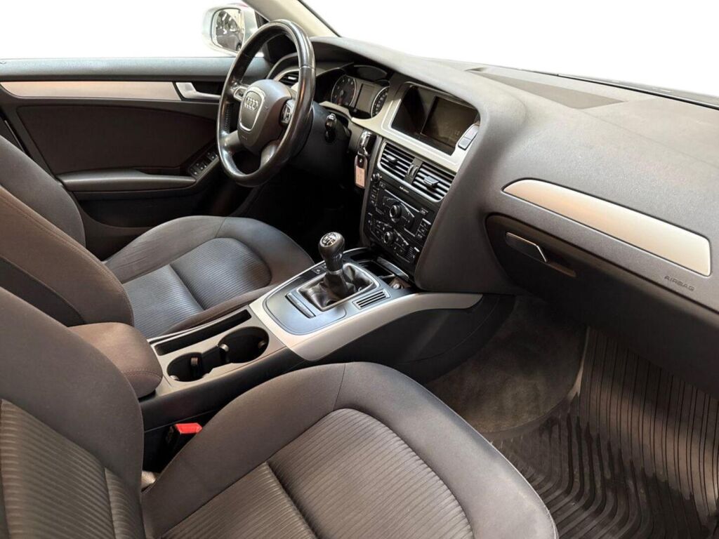 Audi A4 2012 Hopea