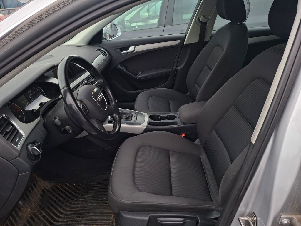 Audi A4 2012 Hopea