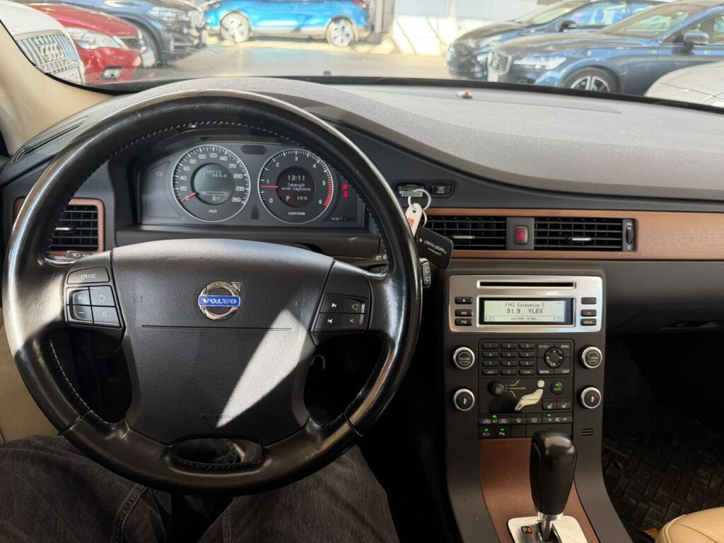 Volvo V70 2008 Sininen