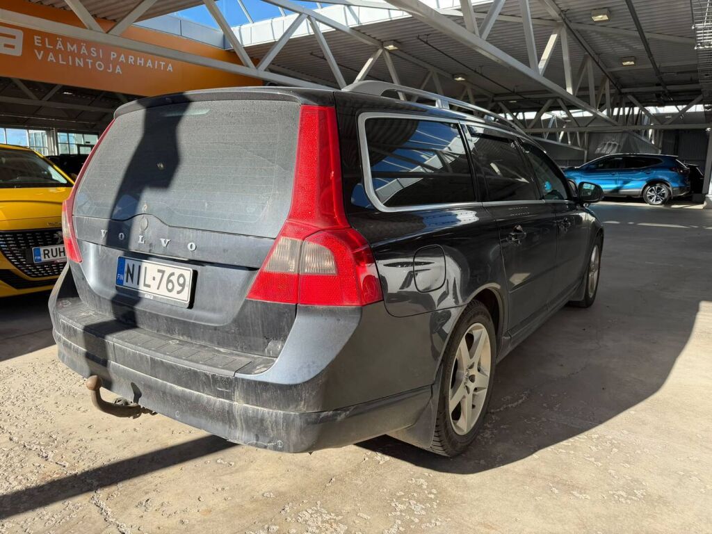 Volvo V70 2008 Sininen