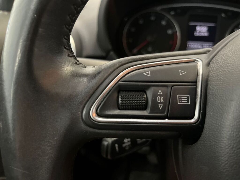 Audi A1 2012 Musta