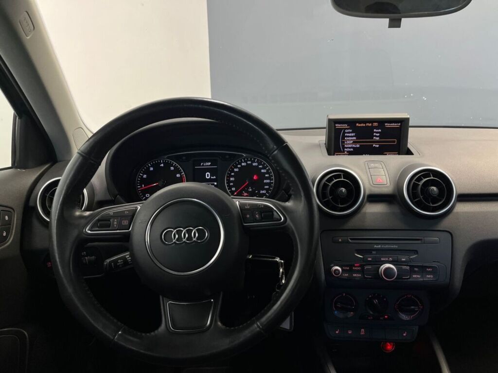 Audi A1 2012 Musta