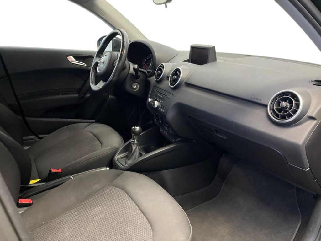 Audi A1 2012 Musta