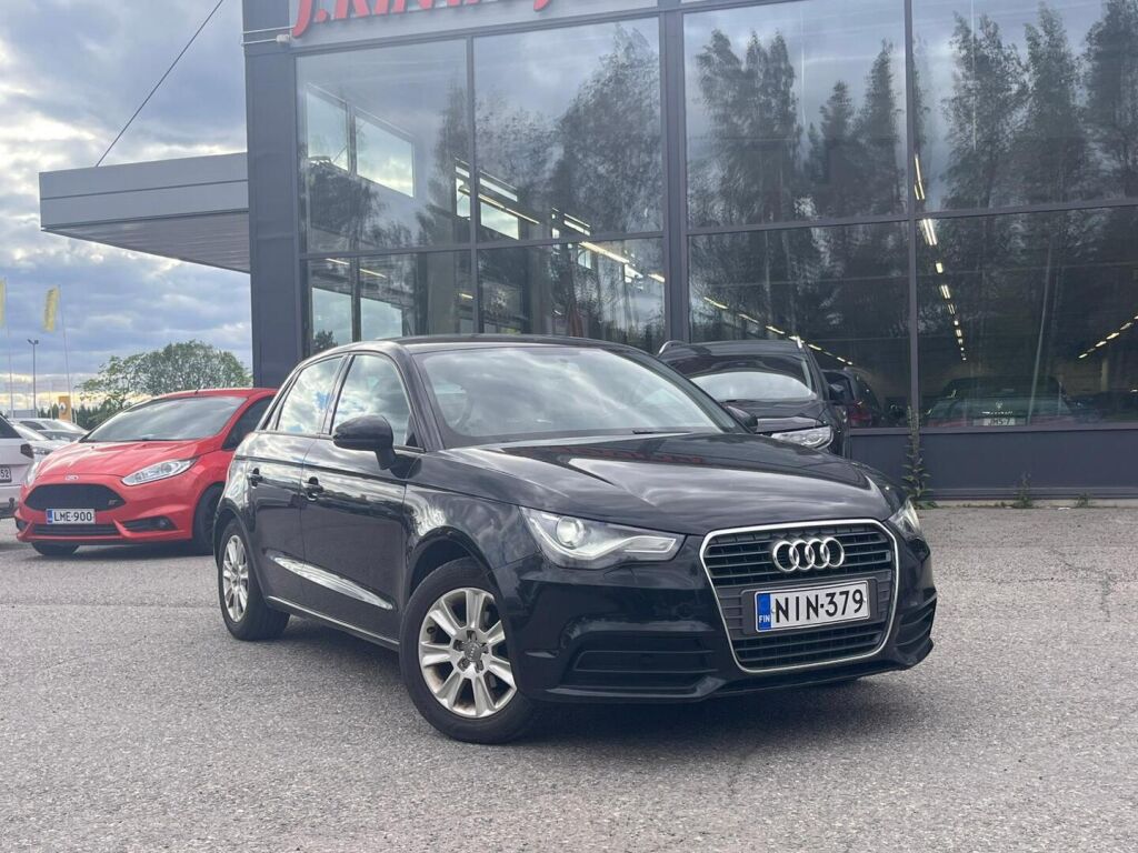 Audi A1 2012 Musta