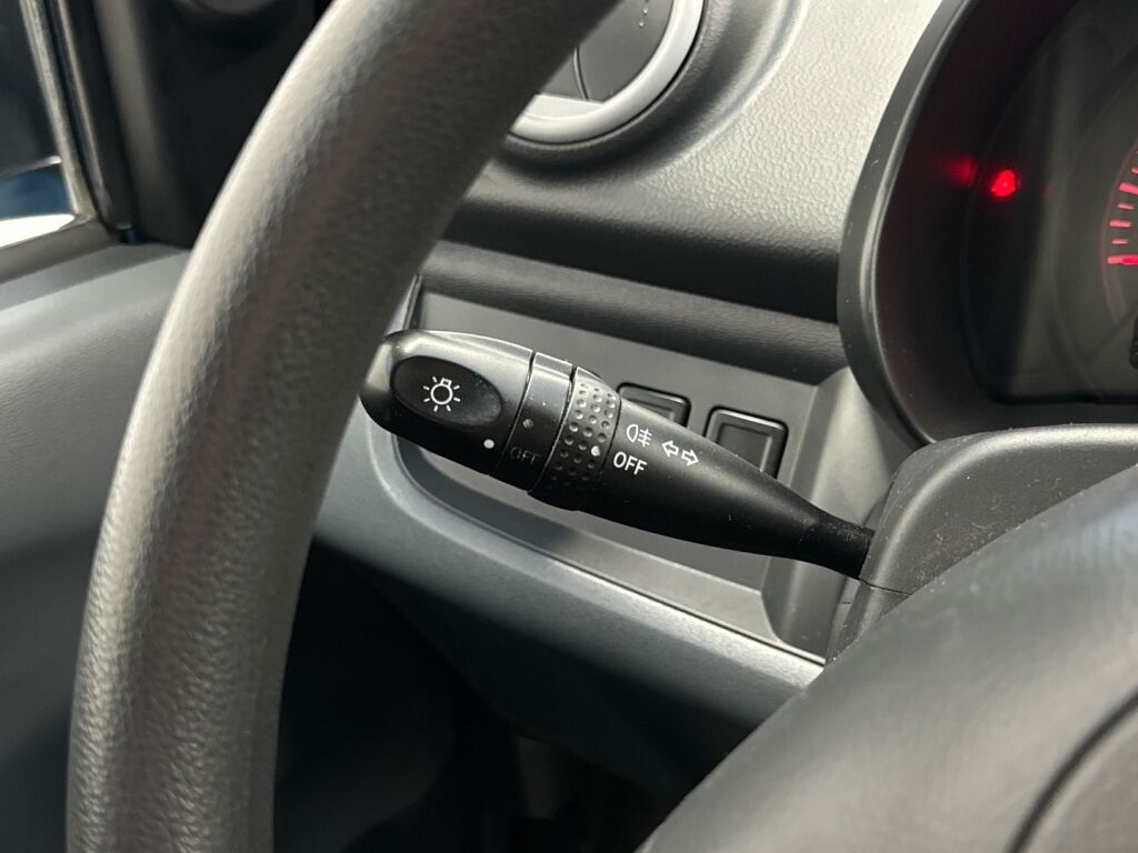 Suzuki Alto 2013 Sininen