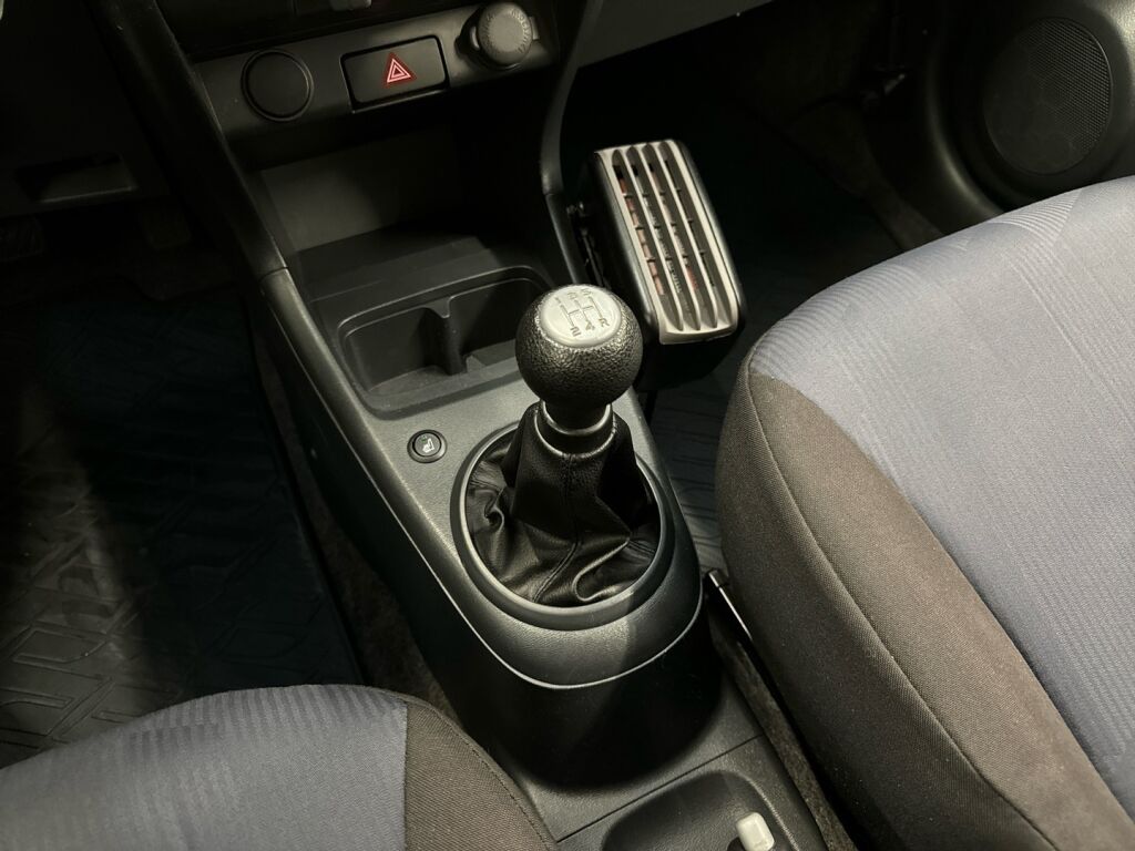 Suzuki Alto 2013 Sininen