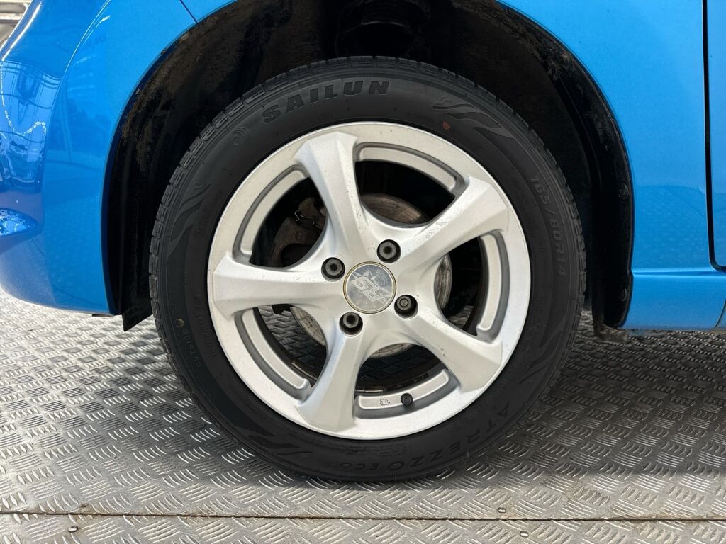 Suzuki Alto 2013 Sininen