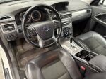 Volvo V70 2012 Valkoinen