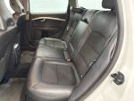 Volvo V70 2012 Valkoinen