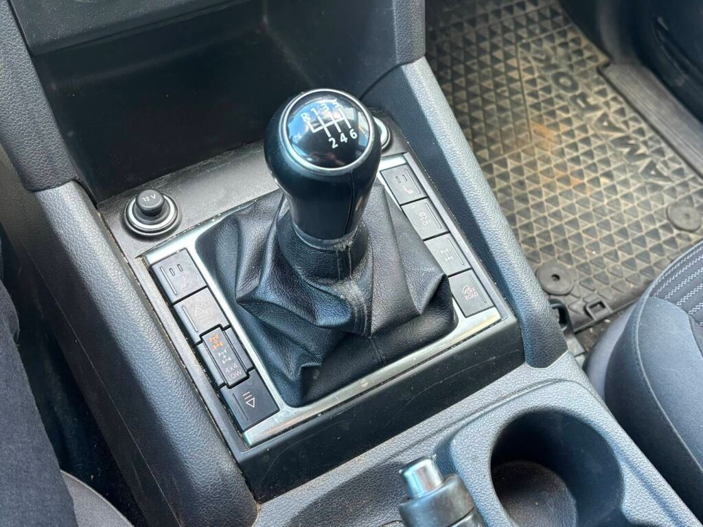 Volkswagen Amarok 2012 Harmaa