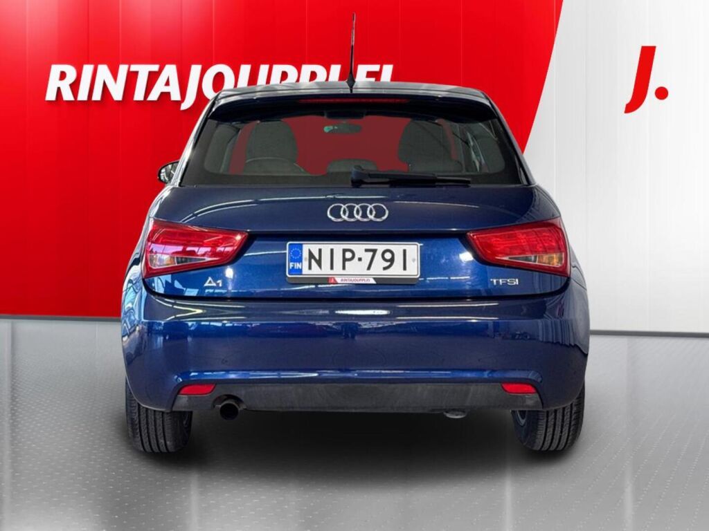 Audi A1 Attraction 1,2 TFSI Start-Stop 2012, bild 6/21