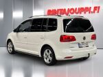 Volkswagen Touran 2012 Valkoinen