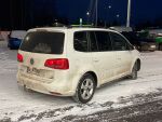 Volkswagen Touran 2012 Valkoinen