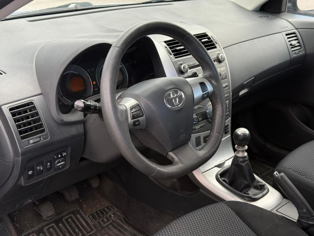 Toyota Corolla 2012 Sininen