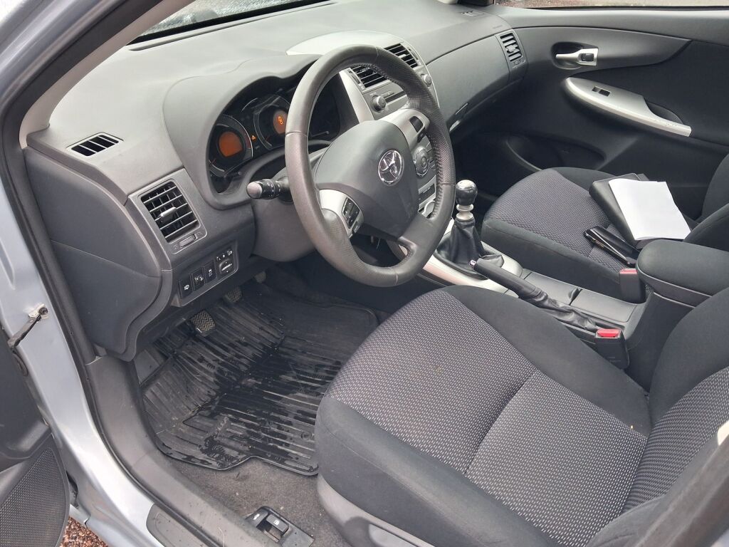Toyota Corolla 2012, kuva 6/9