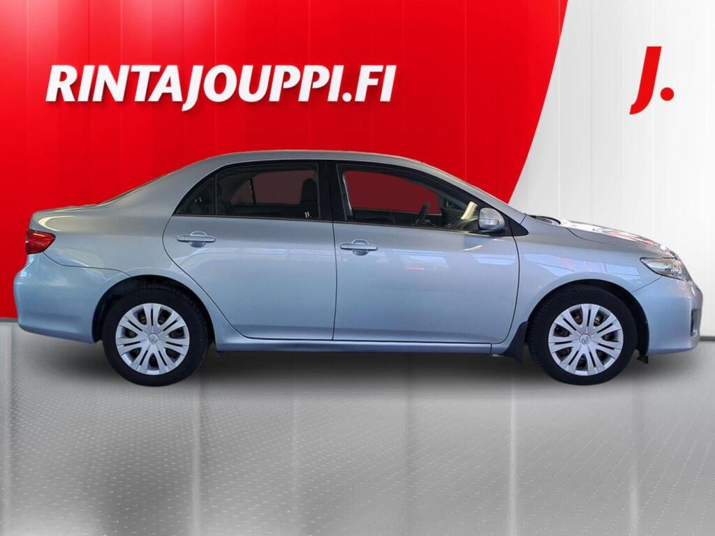 Toyota Corolla 2012, photo 7/29