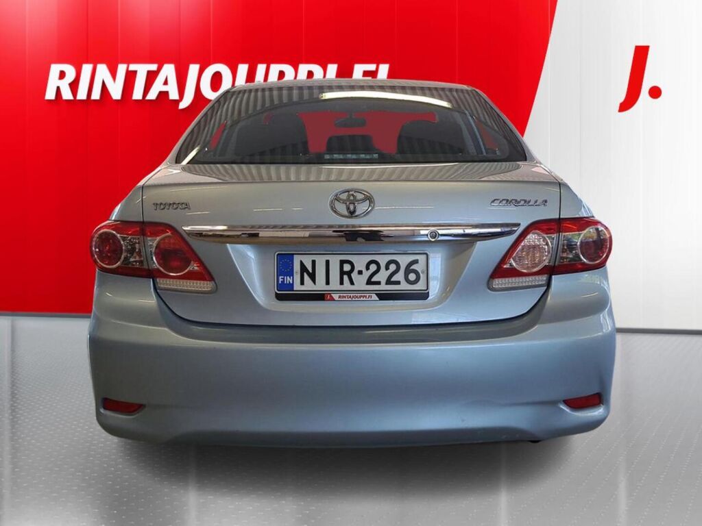 Toyota Corolla 2012, photo 6/29