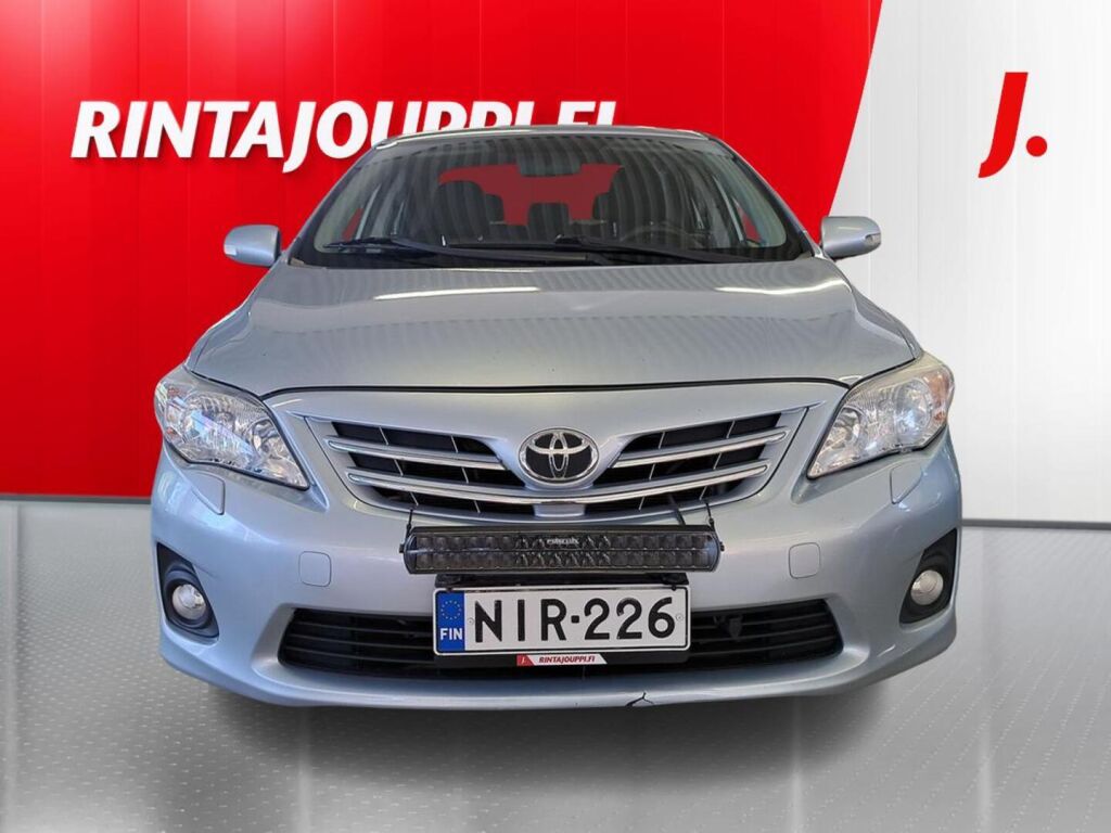 Toyota Corolla 2012, photo 4/29