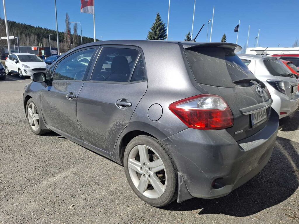 Toyota Auris 2012 Harmaa