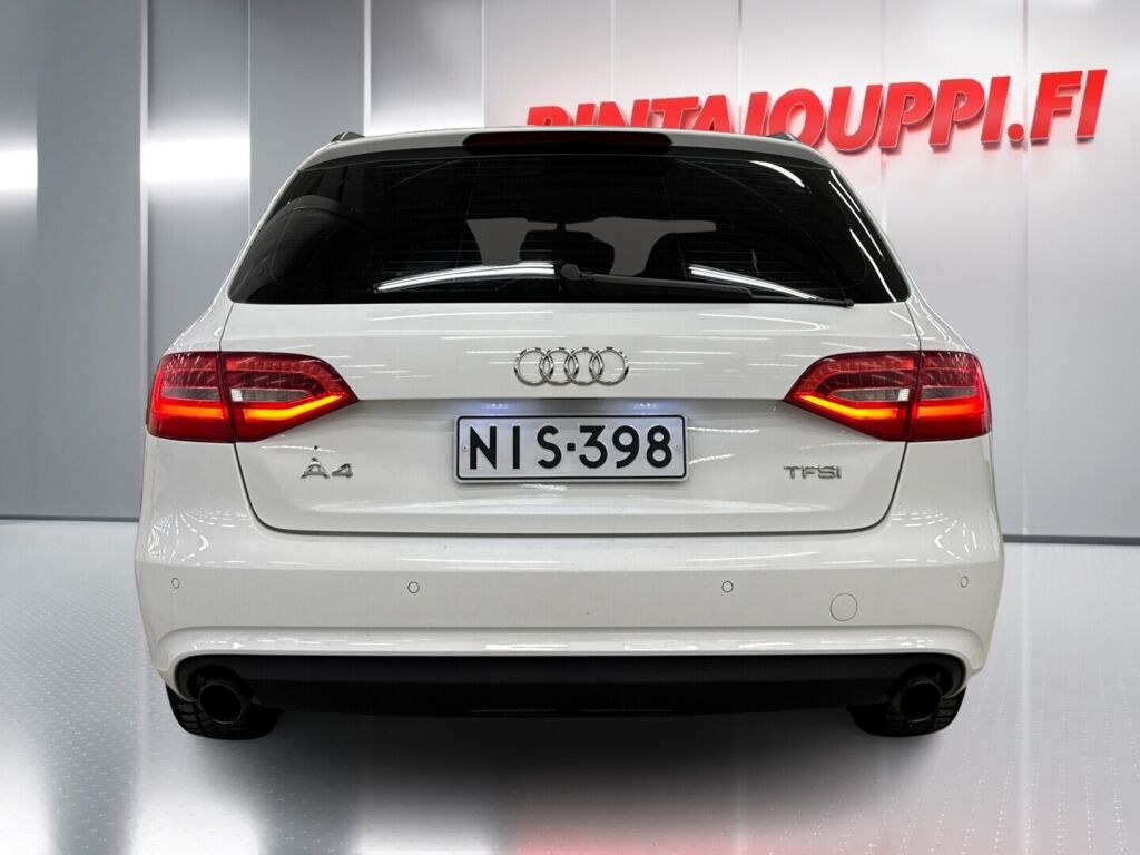 Audi A4 2012 Valkoinen