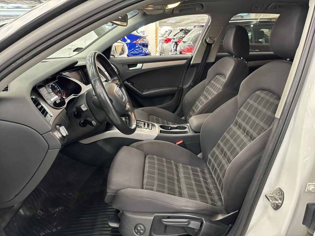 Audi A4 2012 Valkoinen
