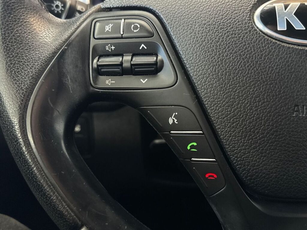 Kia Ceed 2014 Punainen