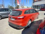 Ford Focus 2012 Punainen