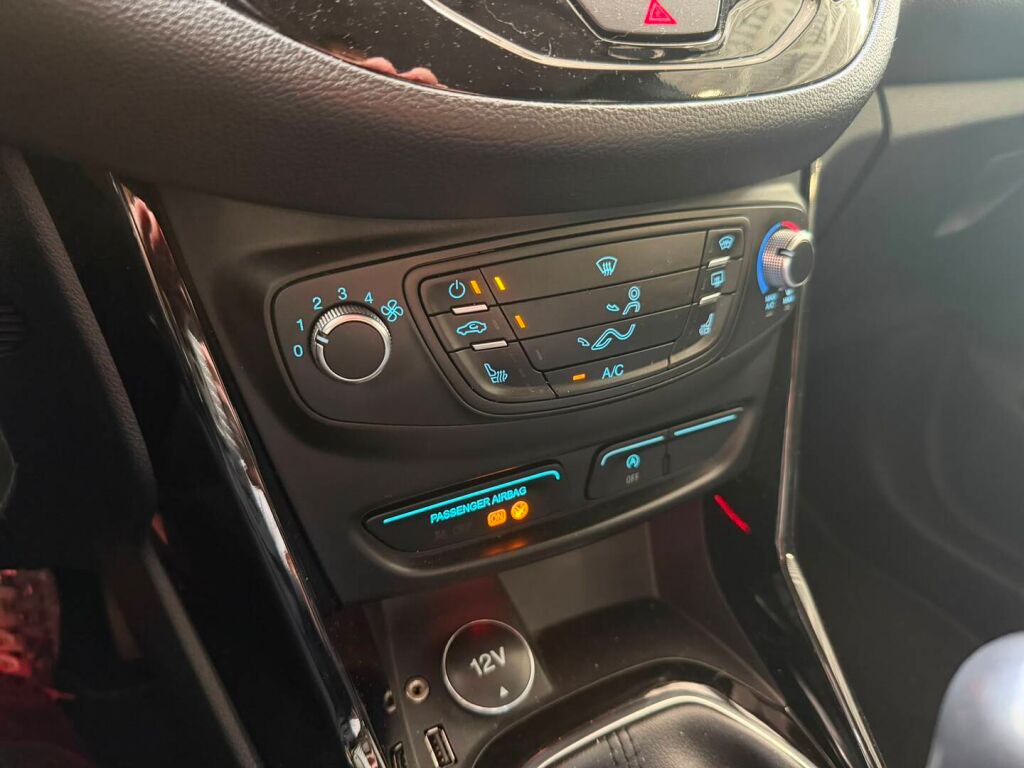 Ford B-Max 2012 Ruskea (beige)